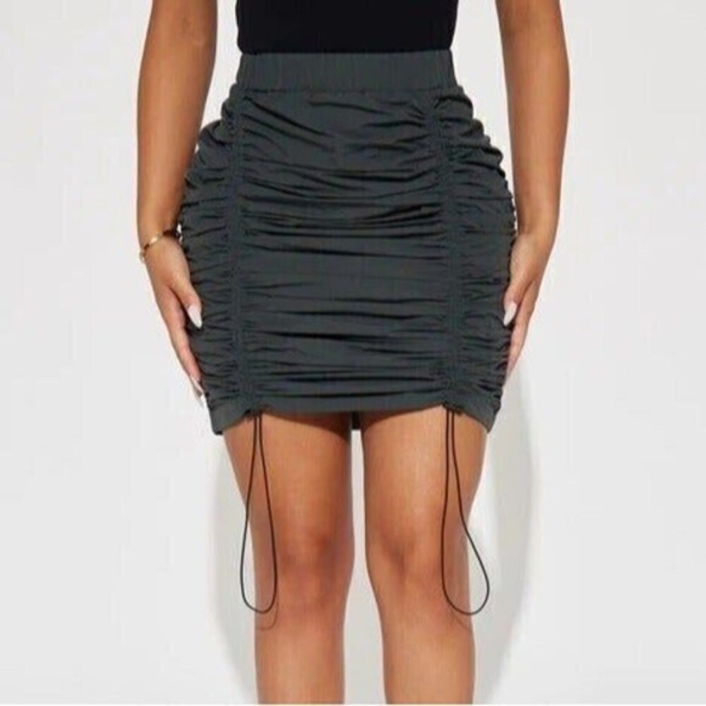Charcoal Nylon Ruched Mini Skirt Size M Ref018